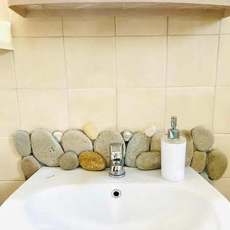 Thanos Apartment